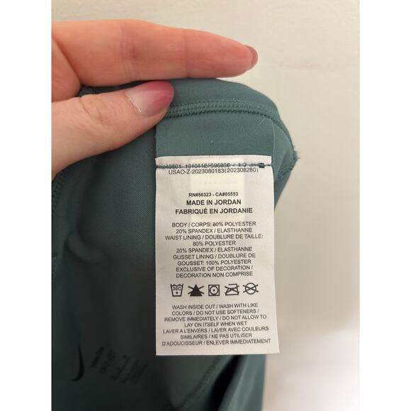 Nike One High-Waisted 8" Biker Shorts Womens Medium Bicoastal Green FZ6758-361 - Picture 5 of 6